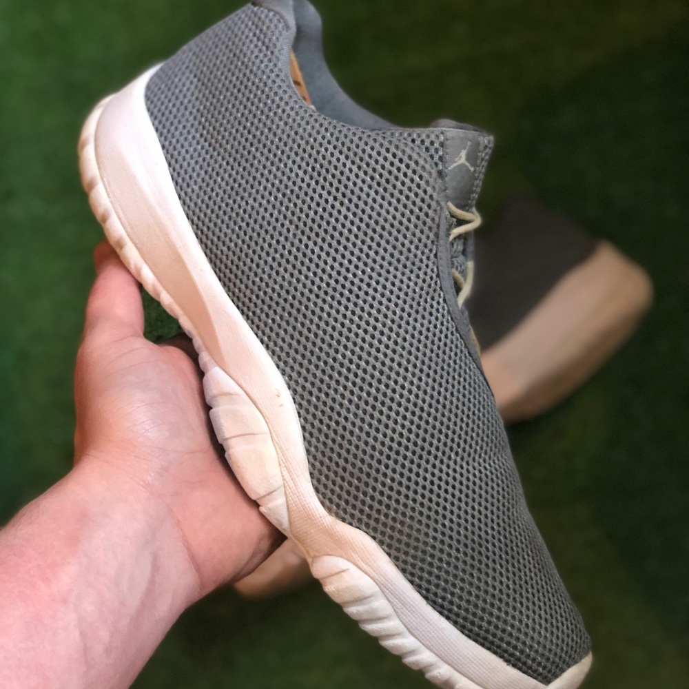 Air Jordan future low wolf grey size 11
